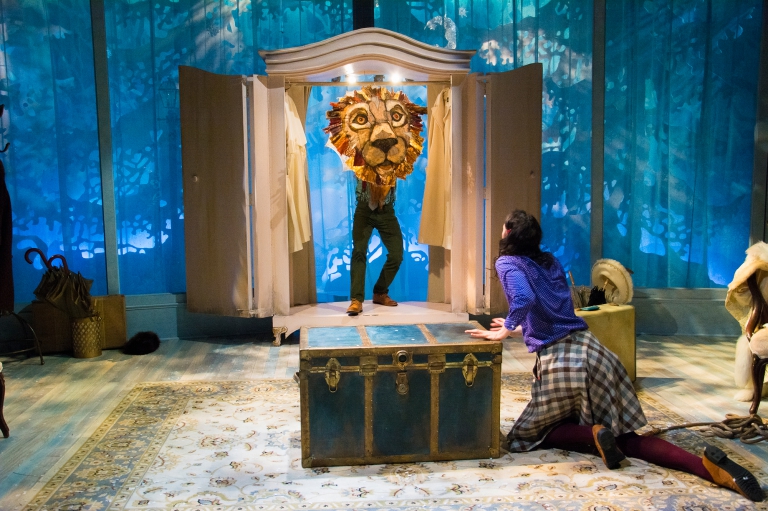 the lion the witch and the wardrobe set design